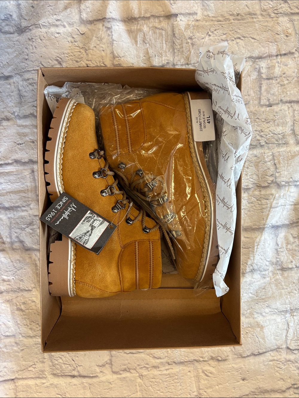 Montelliana boots